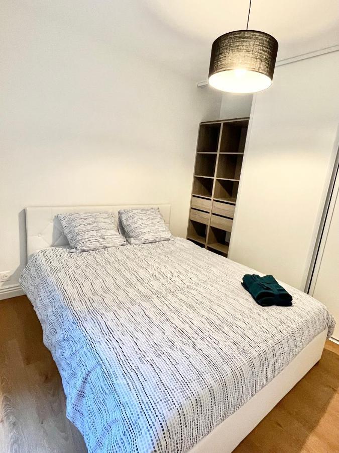 Apartamento Deux Pieces Cosy A La Croisette Carrières-sous-Poissy Exterior foto