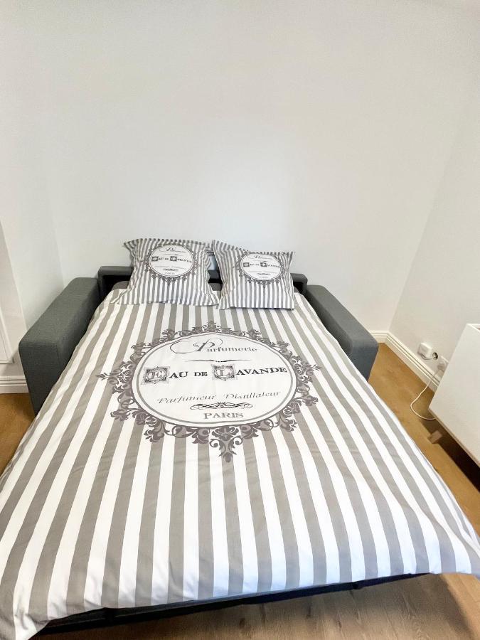 Apartamento Deux Pieces Cosy A La Croisette Carrières-sous-Poissy Exterior foto