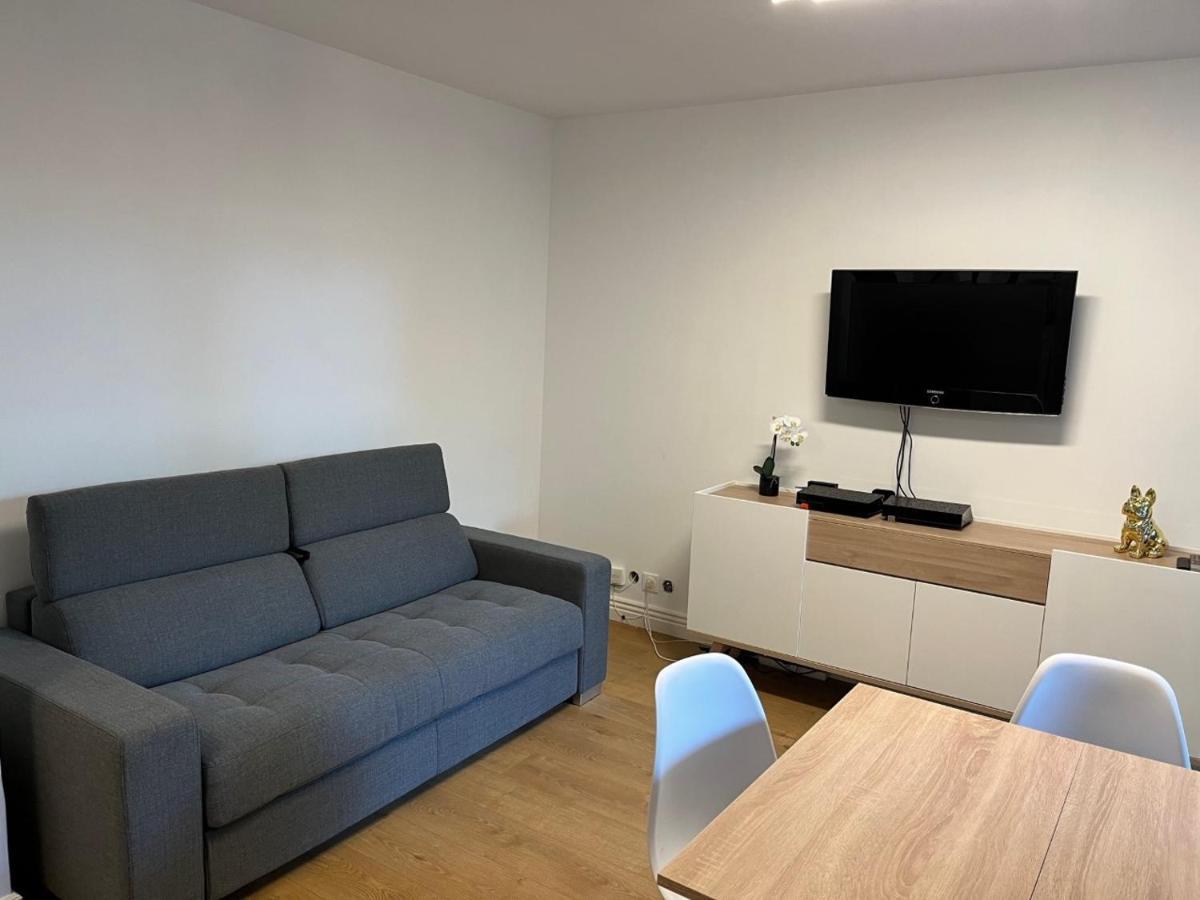 Apartamento Deux Pieces Cosy A La Croisette Carrières-sous-Poissy Exterior foto